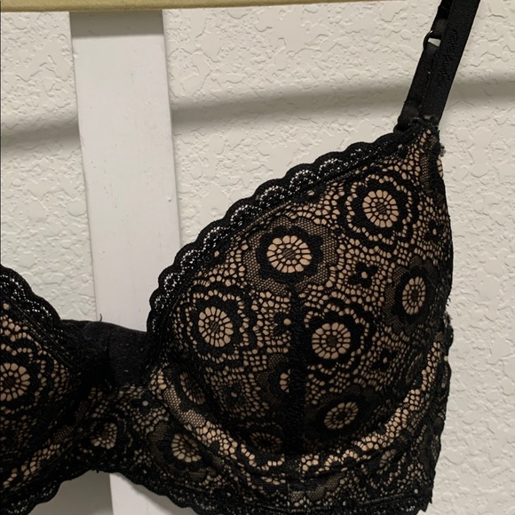 Aerie Black Lace Lightly Lined Bra Size 32B - Picture 3 of 5